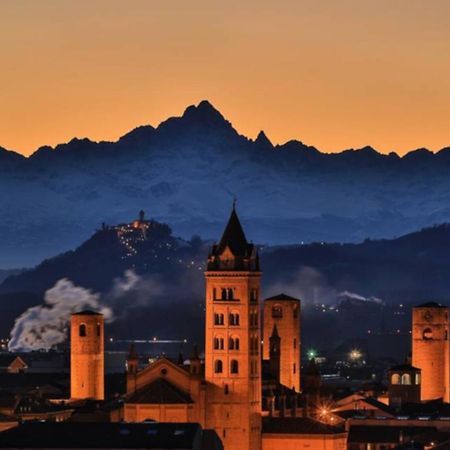 Appartamento Alba la capitale delle Langhe Esterno foto